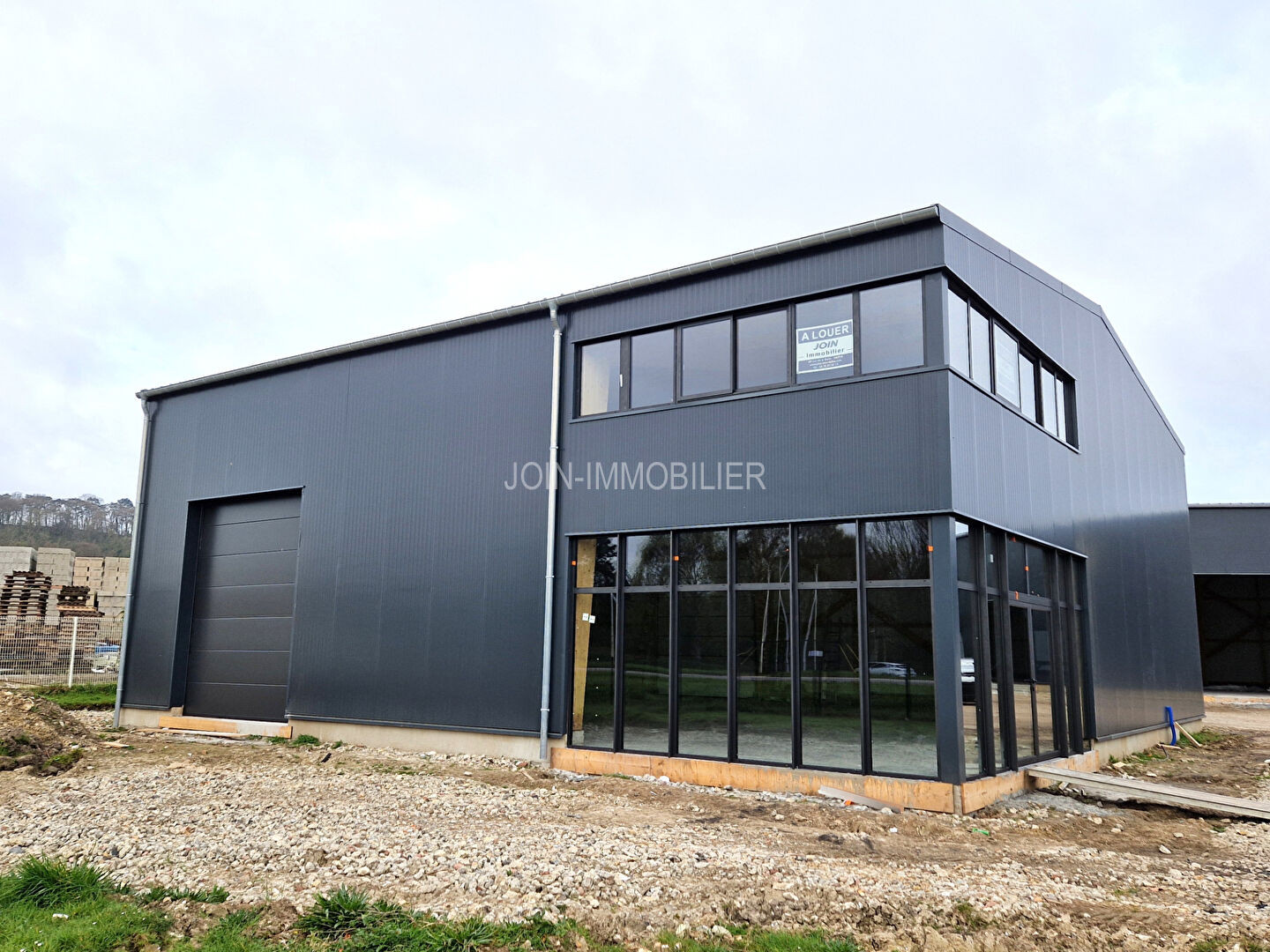 Local d'activité Rouxmesnil Bouteilles 280 m2