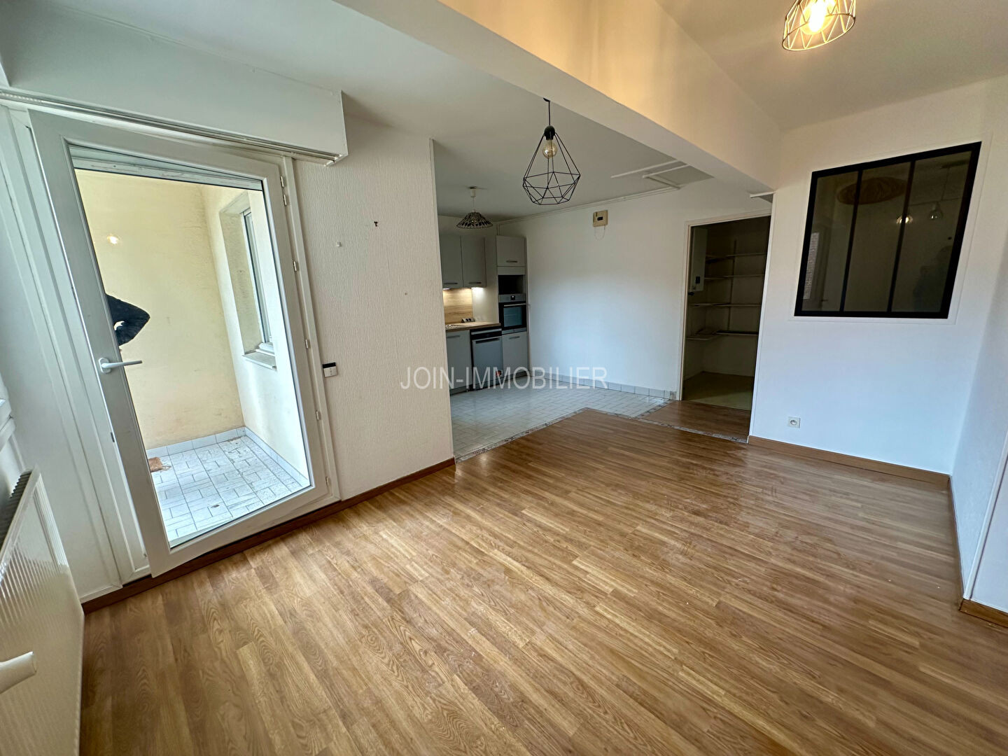 DIEPPE CENTRE-VILLE - APPARTEMENT F4 81,01 m² AVEC ASCENSEUR ET BALCON